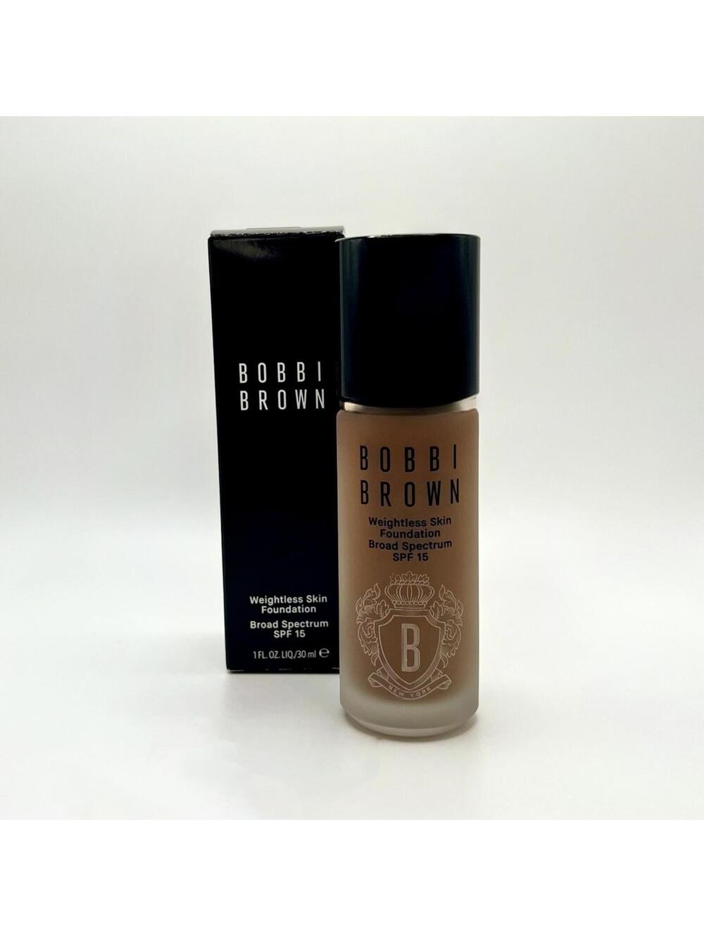 Bobbi Brown Weightless Skin Foundation SPF 15 (C-084 Almond)